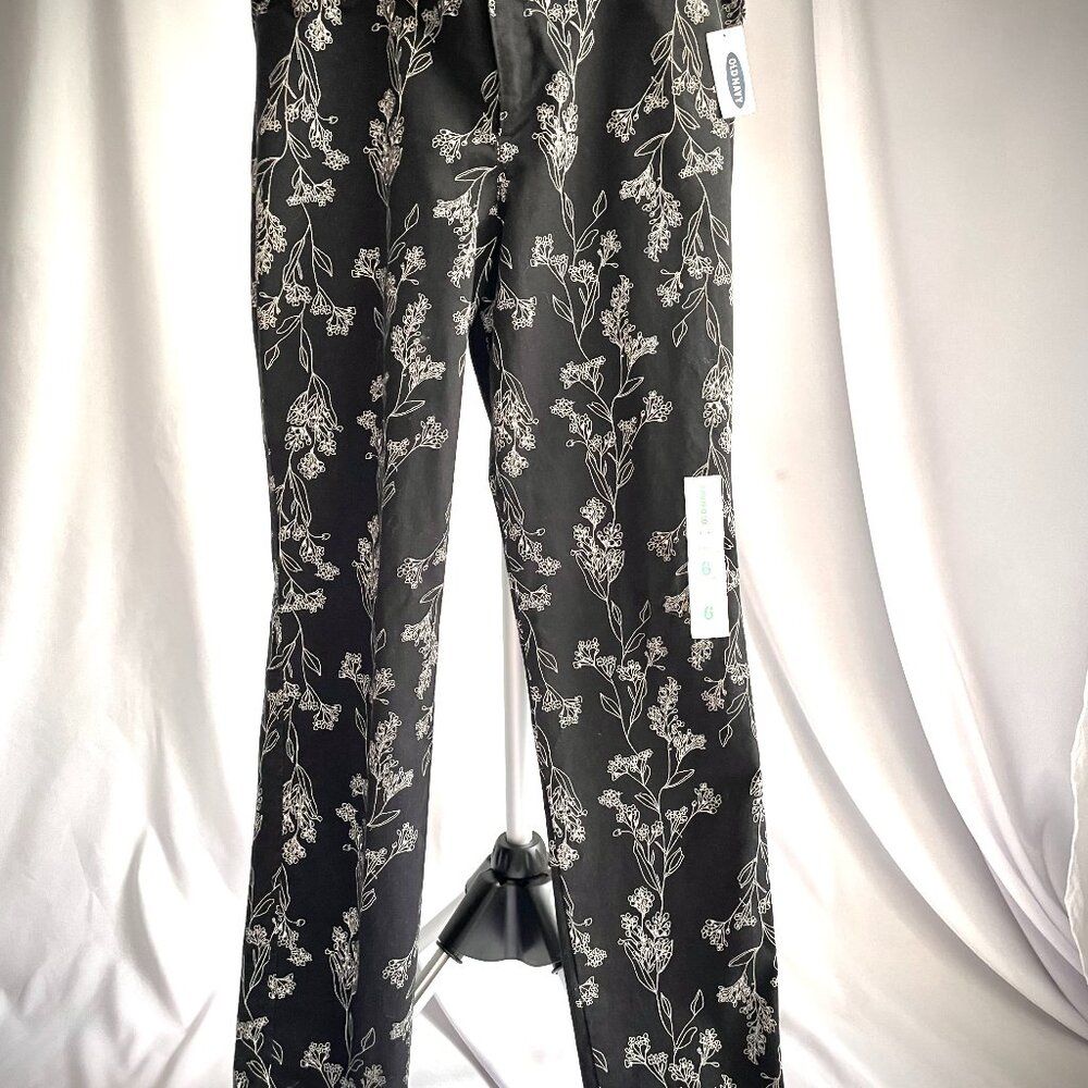 Old Navy Pants Ankle Pants NWT